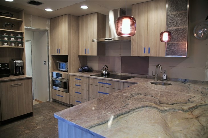 Aquarella-Quartzite-Countertop
